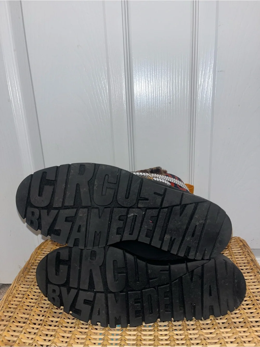 CIRCUS BY SAM EDELMAN Rex platform snow boots